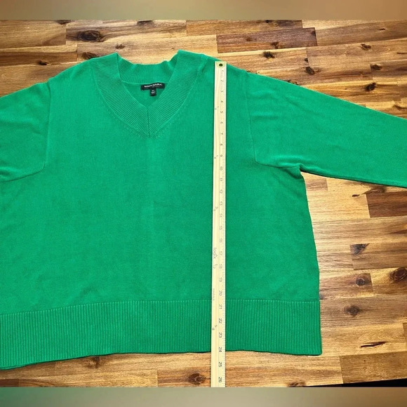 Banana Republic medium weight green v-neck sweater size XL womens - Picture 6 of 8